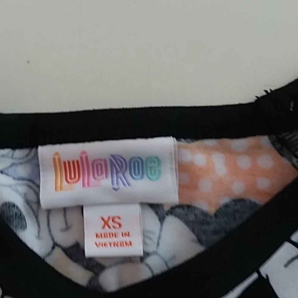 Lularoe Disney Minnie Mouse extra small Randy - Picture 8 of 8